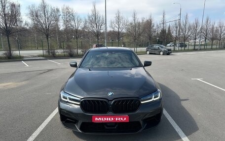 BMW 5 серия, 2019 год, 3 200 000 рублей, 1 фотография