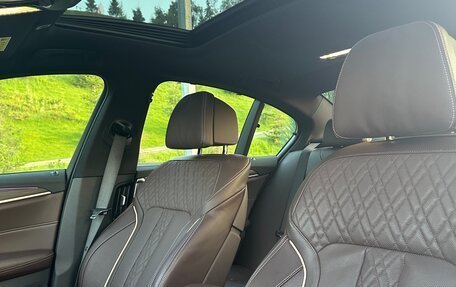 BMW 5 серия, 2019 год, 3 200 000 рублей, 13 фотография