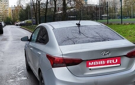Hyundai Solaris II рестайлинг, 2018 год, 850 000 рублей, 2 фотография