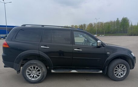 Mitsubishi Pajero Sport II рестайлинг, 2013 год, 1 320 000 рублей, 4 фотография