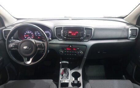 KIA Sportage IV рестайлинг, 2017 год, 1 639 000 рублей, 12 фотография