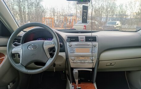 Toyota Camry, 2009 год, 1 340 000 рублей, 7 фотография