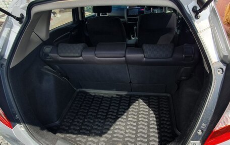 Honda Fit III, 2017 год, 1 200 000 рублей, 4 фотография