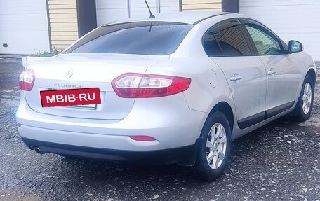 Renault Fluence I, 2012 год, 900 000 рублей, 2 фотография