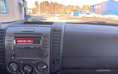 Mazda BT-50 II, 2011 год, 1 350 000 рублей, 6 фотография
