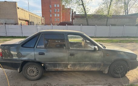 Daewoo Nexia I рестайлинг, 2002 год, 70 000 рублей, 7 фотография