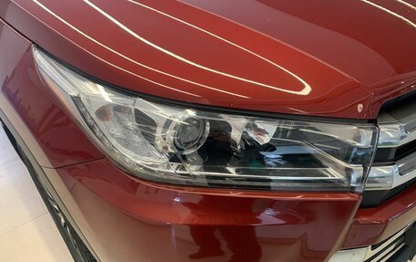 Toyota Highlander III, 2019 год, 3 320 000 рублей, 15 фотография