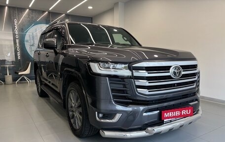 Toyota Land Cruiser, 2021 год, 10 500 000 рублей, 3 фотография