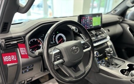 Toyota Land Cruiser, 2021 год, 10 500 000 рублей, 16 фотография