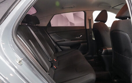 Hyundai Elantra, 2021 год, 2 250 000 рублей, 12 фотография