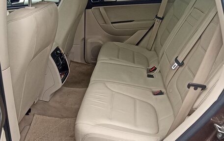 Volkswagen Touareg III, 2010 год, 2 199 000 рублей, 5 фотография
