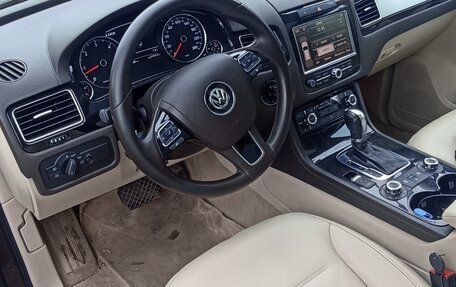 Volkswagen Touareg III, 2010 год, 2 199 000 рублей, 6 фотография