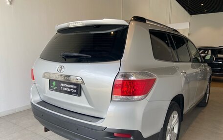 Toyota Highlander III, 2012 год, 1 950 000 рублей, 4 фотография