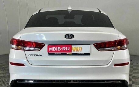 KIA Optima IV, 2018 год, 1 870 000 рублей, 6 фотография