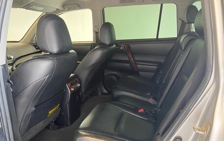 Toyota Highlander III, 2012 год, 1 950 000 рублей, 9 фотография