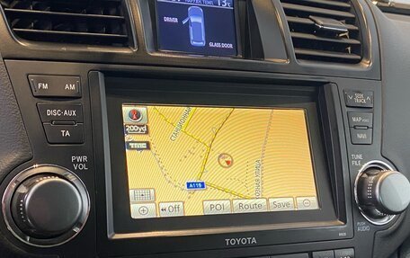 Toyota Highlander III, 2012 год, 1 950 000 рублей, 18 фотография