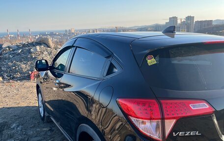 Honda Vezel, 2017 год, 1 800 000 рублей, 3 фотография