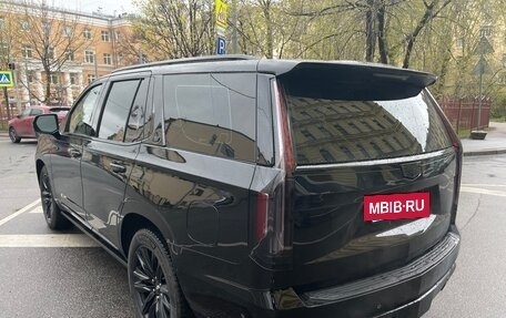 Cadillac Escalade V, 2022 год, 16 500 000 рублей, 9 фотография