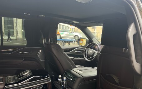Cadillac Escalade V, 2022 год, 16 500 000 рублей, 20 фотография