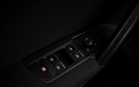 Volkswagen Tiguan II, 2018 год, 2 988 000 рублей, 15 фотография
