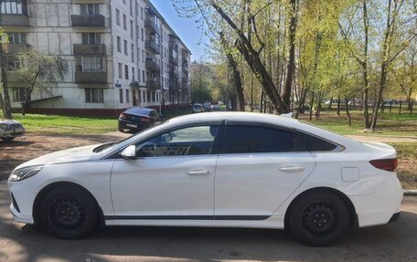 Hyundai Sonata VII, 2019 год, 1 670 000 рублей, 2 фотография