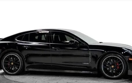 Porsche Panamera II рестайлинг, 2022 год, 9 314 050 рублей, 10 фотография