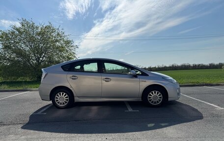 Toyota Prius, 2010 год, 1 045 000 рублей, 7 фотография