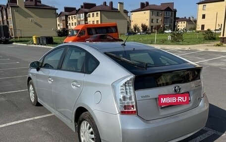 Toyota Prius, 2010 год, 1 045 000 рублей, 9 фотография