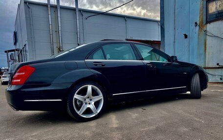Mercedes-Benz S-Класс, 2011 год, 2 100 000 рублей, 6 фотография