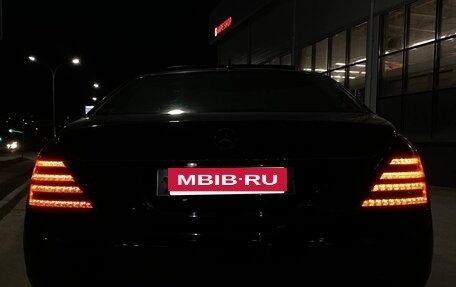 Mercedes-Benz S-Класс, 2011 год, 2 100 000 рублей, 40 фотография