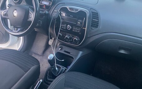 Renault Kaptur I рестайлинг, 2019 год, 1 270 000 рублей, 6 фотография
