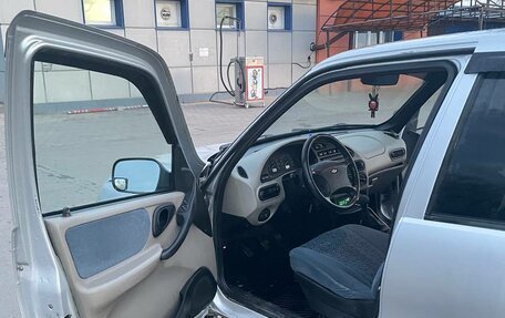 Chevrolet Niva I рестайлинг, 2005 год, 535 000 рублей, 3 фотография