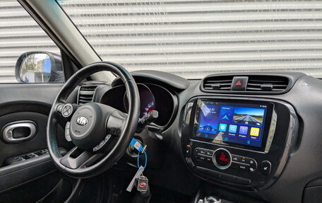 KIA Soul II рестайлинг, 2017 год, 1 395 000 рублей, 20 фотография