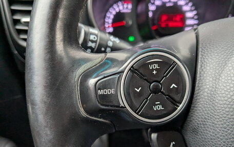 KIA Soul II рестайлинг, 2017 год, 1 395 000 рублей, 24 фотография