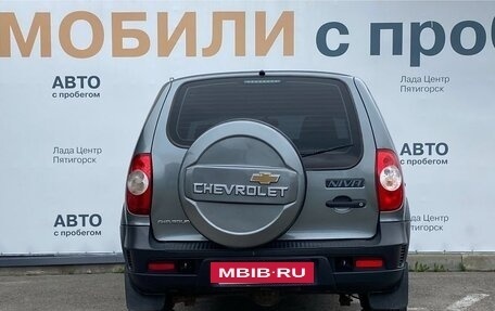 Chevrolet Niva I рестайлинг, 2018 год, 840 000 рублей, 4 фотография
