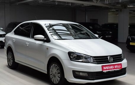 Volkswagen Polo VI (EU Market), 2017 год, 950 000 рублей, 1 фотография