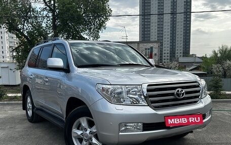 Toyota Land Cruiser 200, 2011 год, 5 950 000 рублей, 2 фотография