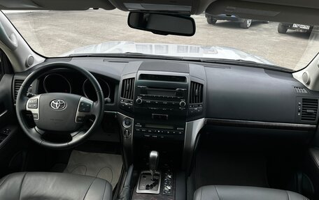 Toyota Land Cruiser 200, 2011 год, 5 950 000 рублей, 12 фотография