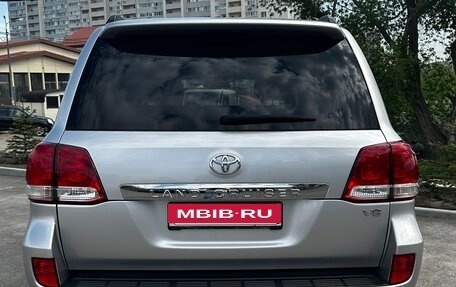 Toyota Land Cruiser 200, 2011 год, 5 950 000 рублей, 3 фотография