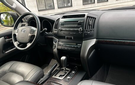 Toyota Land Cruiser 200, 2011 год, 5 950 000 рублей, 14 фотография