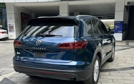 Volkswagen Touareg III, 2021 год, 4 650 000 рублей, 2 фотография