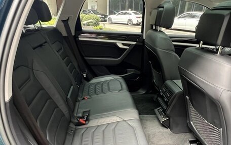 Volkswagen Touareg III, 2021 год, 4 650 000 рублей, 19 фотография