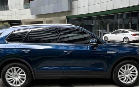 Volkswagen Touareg III, 2021 год, 4 650 000 рублей, 26 фотография