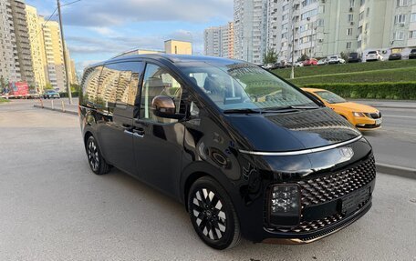 Hyundai Staria, 2024 год, 7 590 000 рублей, 3 фотография