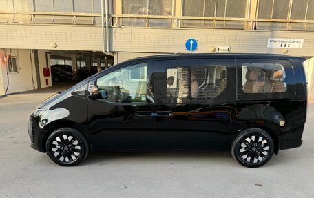 Hyundai Staria, 2024 год, 7 590 000 рублей, 8 фотография