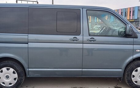 Volkswagen Multivan T5, 2008 год, 1 700 000 рублей, 2 фотография