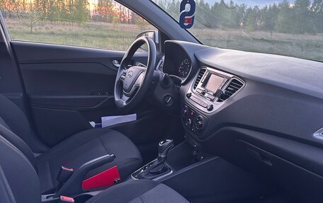 Hyundai Solaris II рестайлинг, 2020 год, 1 200 000 рублей, 9 фотография