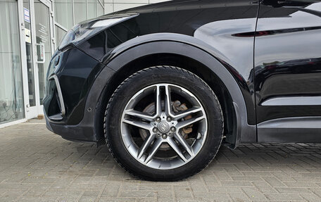 Hyundai Santa Fe III рестайлинг, 2017 год, 2 800 000 рублей, 13 фотография