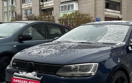 Volkswagen Jetta VI, 2012 год, 1 000 000 рублей, 2 фотография