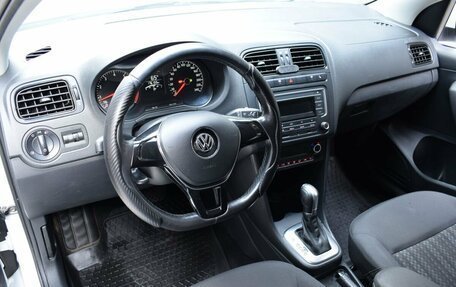 Volkswagen Polo VI (EU Market), 2017 год, 950 000 рублей, 9 фотография